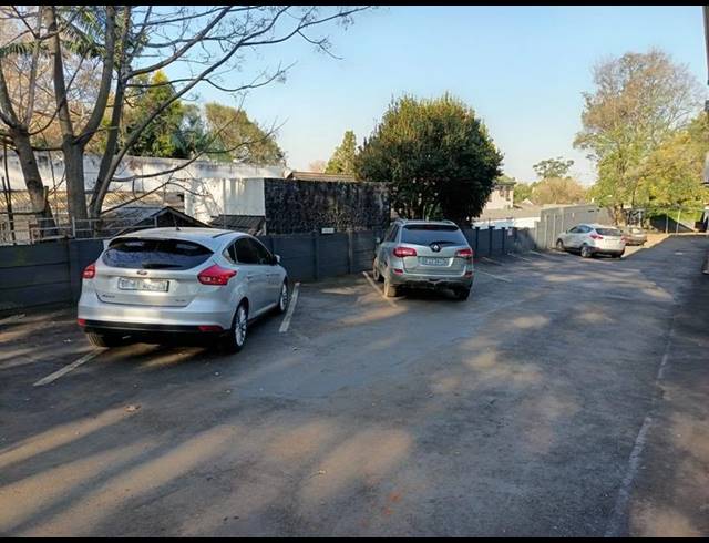 BUSINESS PROPERTY TO RENT IN WEMBLEY